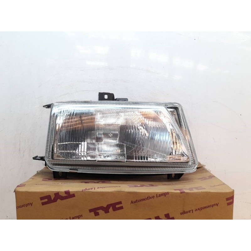 Recambio de faro derecho para seat ibiza (6k) referencia OEM IAM 205365082 28908 