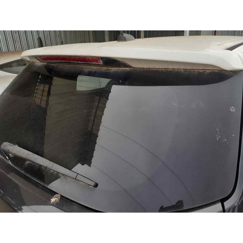 Recambio de aleron trasero para ssangyong tivoli limited 4x2 referencia OEM IAM 2