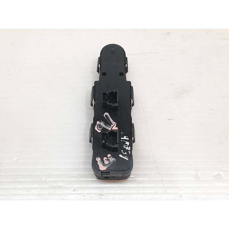 Recambio de mando elevalunas delantero izquierdo para peugeot 307 berlina (s2) xs + referencia OEM IAM 96531123XT - Negro 3