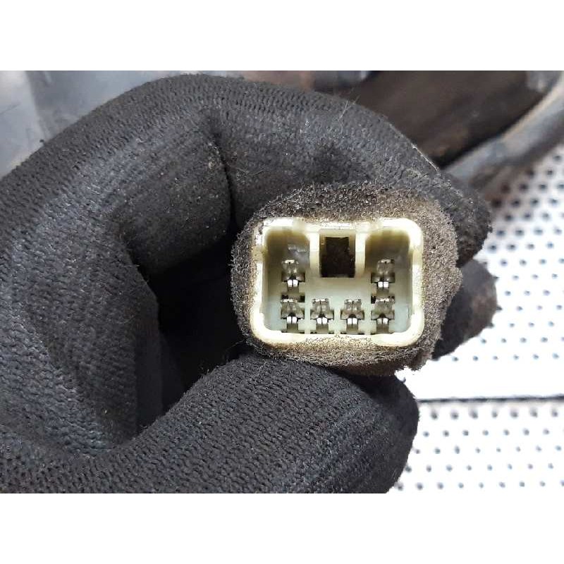 Recambio de piloto trasero izquierdo para kia carnival td ls referencia OEM IAM 3
