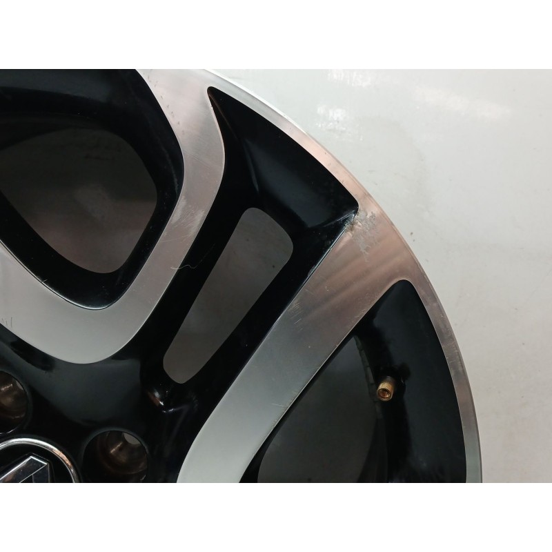 Recambio de llanta para renault captur zen referencia OEM IAM 403005727R - Blanco 4