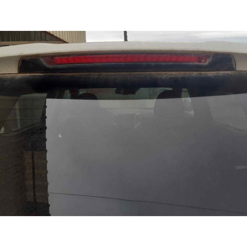 Recambio de aleron trasero para ssangyong tivoli limited 4x2 referencia OEM IAM 3