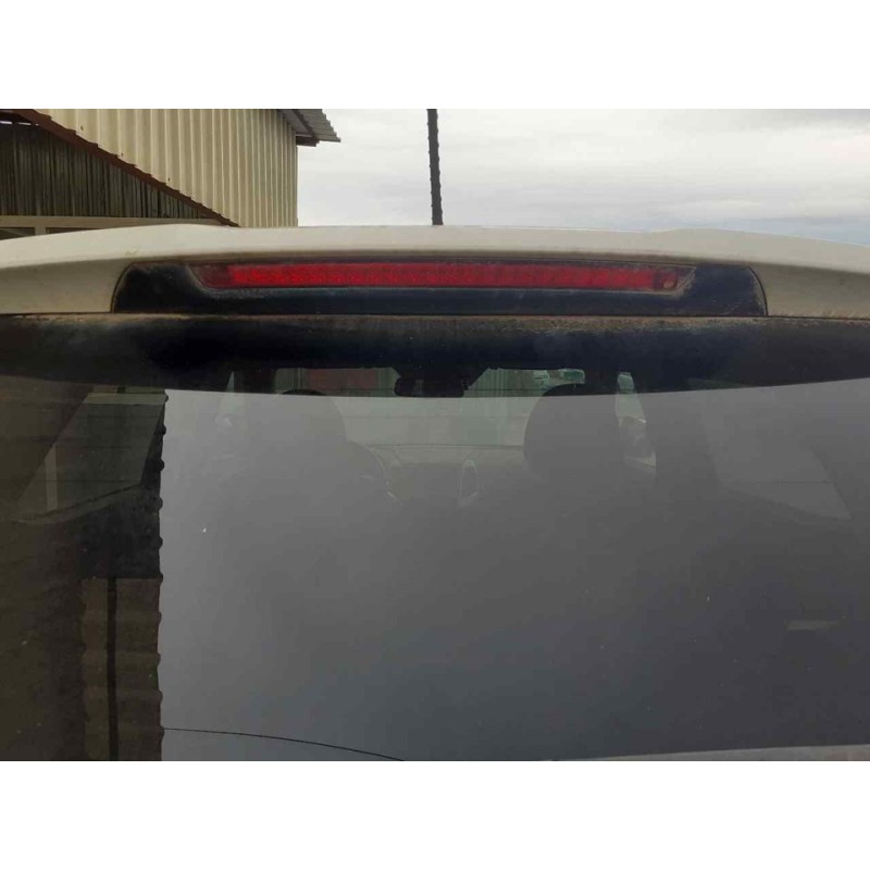 Recambio de aleron trasero para ssangyong tivoli limited 4x2 referencia OEM IAM 4