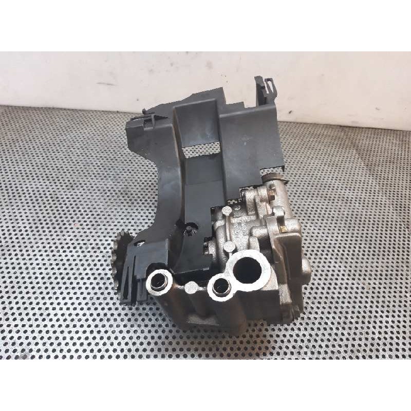 Recambio de bomba aceite para renault trafic caja cerrada (ab 4.01) l1h1 caja cerrada, corto referencia OEM IAM 8200345633 - Blanco 5