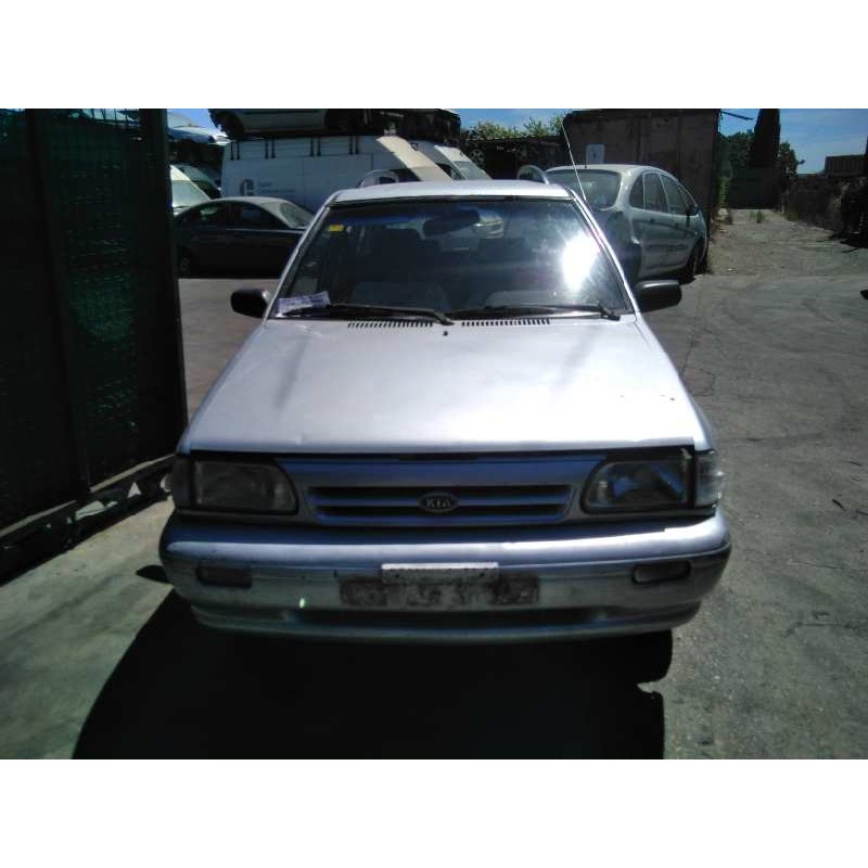 kia pride del año 2000