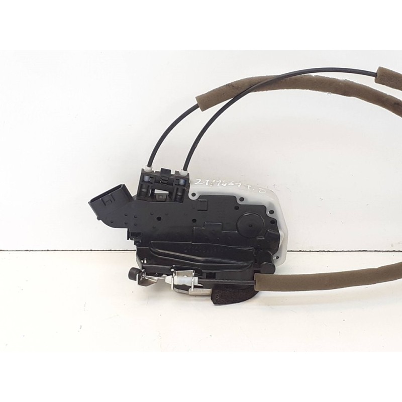 Recambio de cerradura puerta trasera derecha para nissan juke (f15) kuro referencia OEM IAM G1014520  