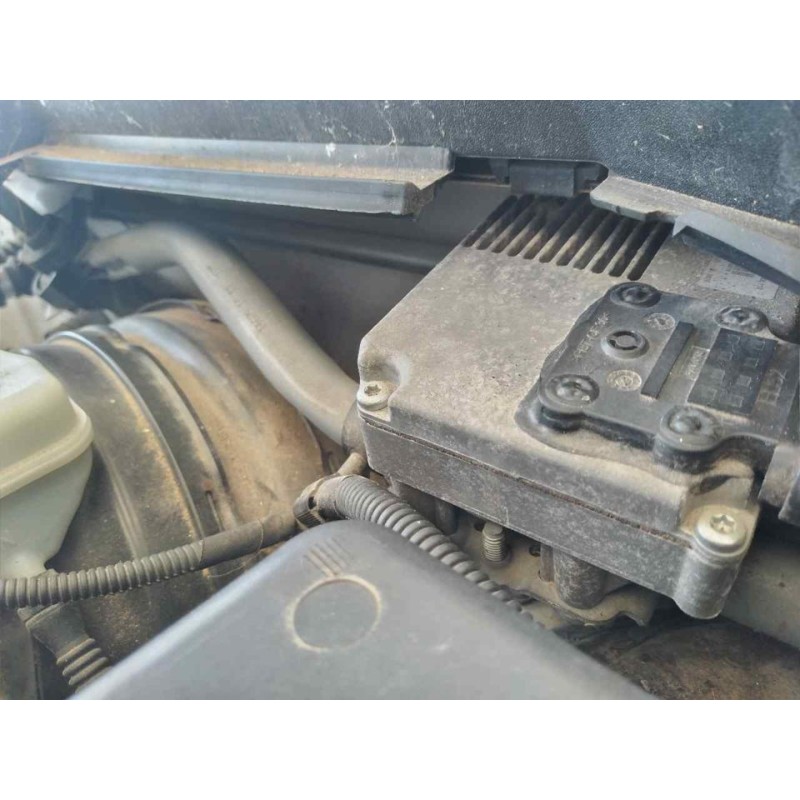 Recambio de motor limpia delantero para audi a4 ber. (b8) e referencia OEM IAM - Blanco 2