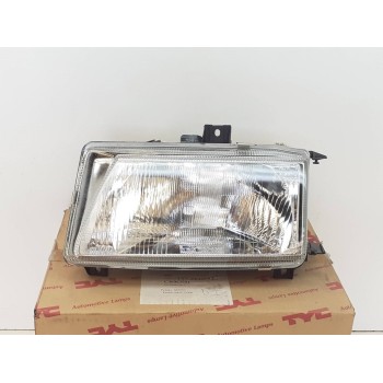FARO IZQUIERDO 205366082 28923 