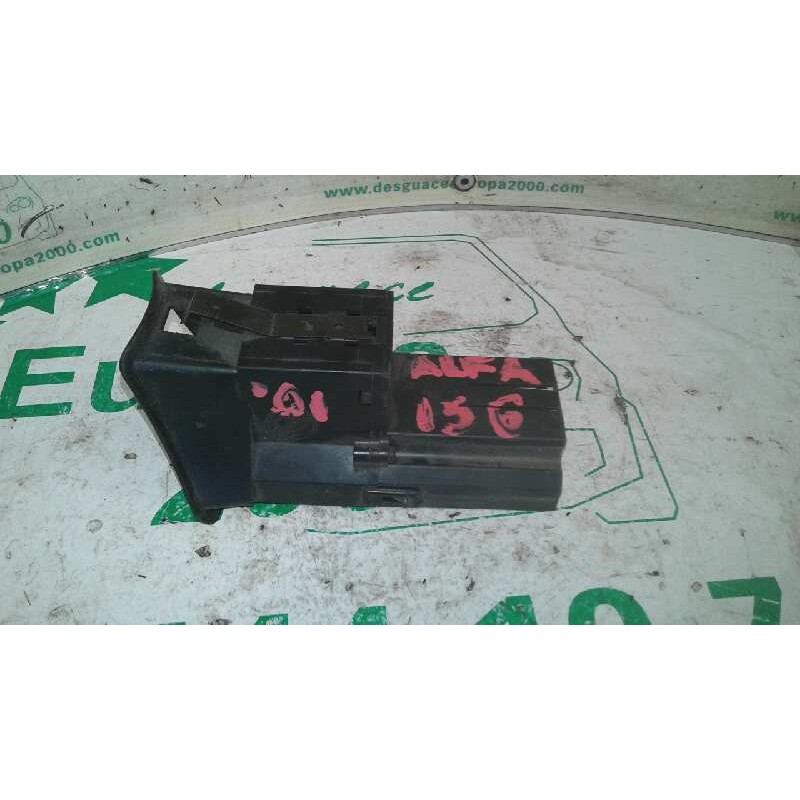 Recambio de pantalla multifuncion para alfa romeo 156 referencia OEM IAM 503500000100 156036356 MAGNETI MARELLI 4