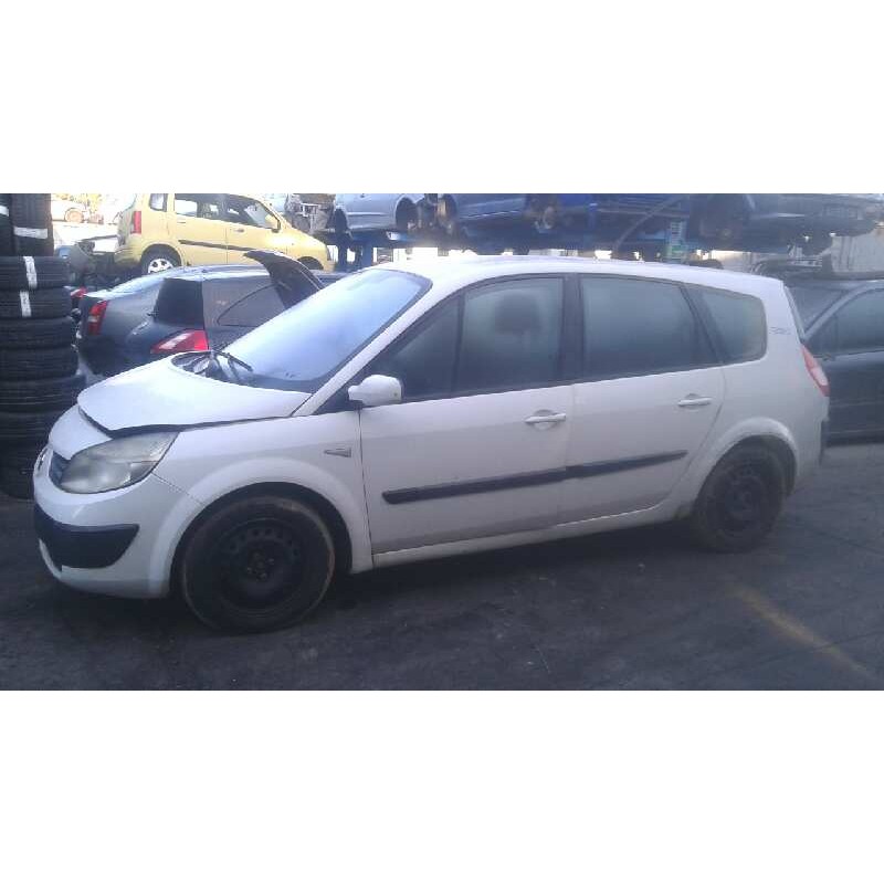 renault scenic ii del año 2004