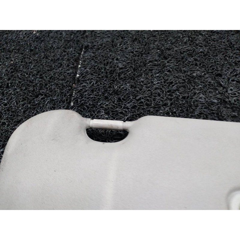 Recambio de parasol derecho para peugeot 407 st confort referencia OEM IAM 5