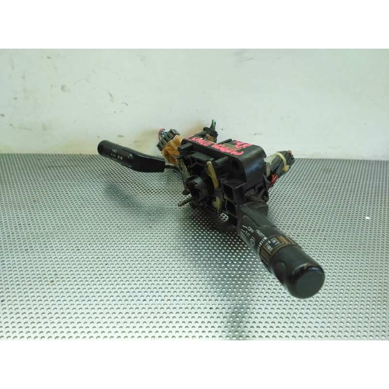 Recambio de mando luces para mitsubishi space wagon (n80/n90) referencia OEM IAM MB686040 99641 5