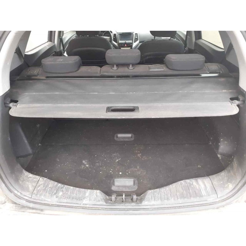 Recambio de bandeja trasera para ssangyong tivoli limited 4x2 referencia OEM IAM 7688035000  