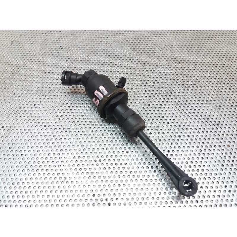 Recambio de bomba embrague para renault megane ii familiar 1.5 dci diesel referencia OEM IAM 8200151784D  