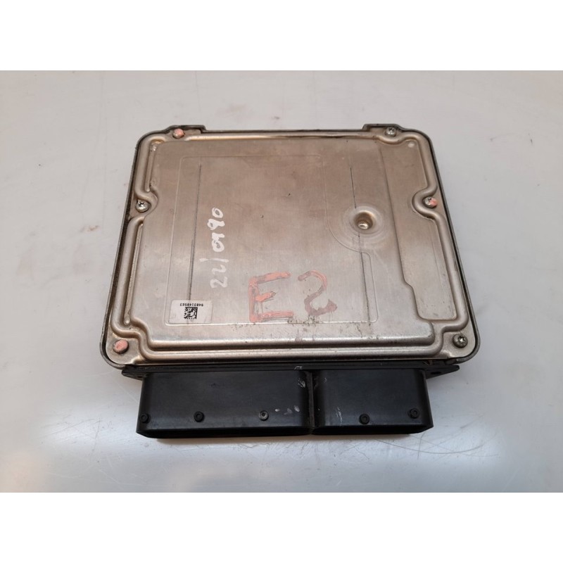 Recambio de centralita motor uce para opel insignia berlina essentia referencia OEM IAM 0281017452 55577674 - Blanco 3