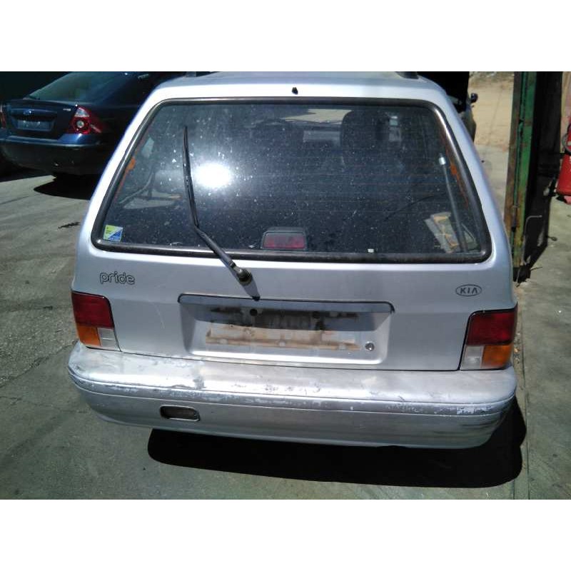 kia pride del año 2000