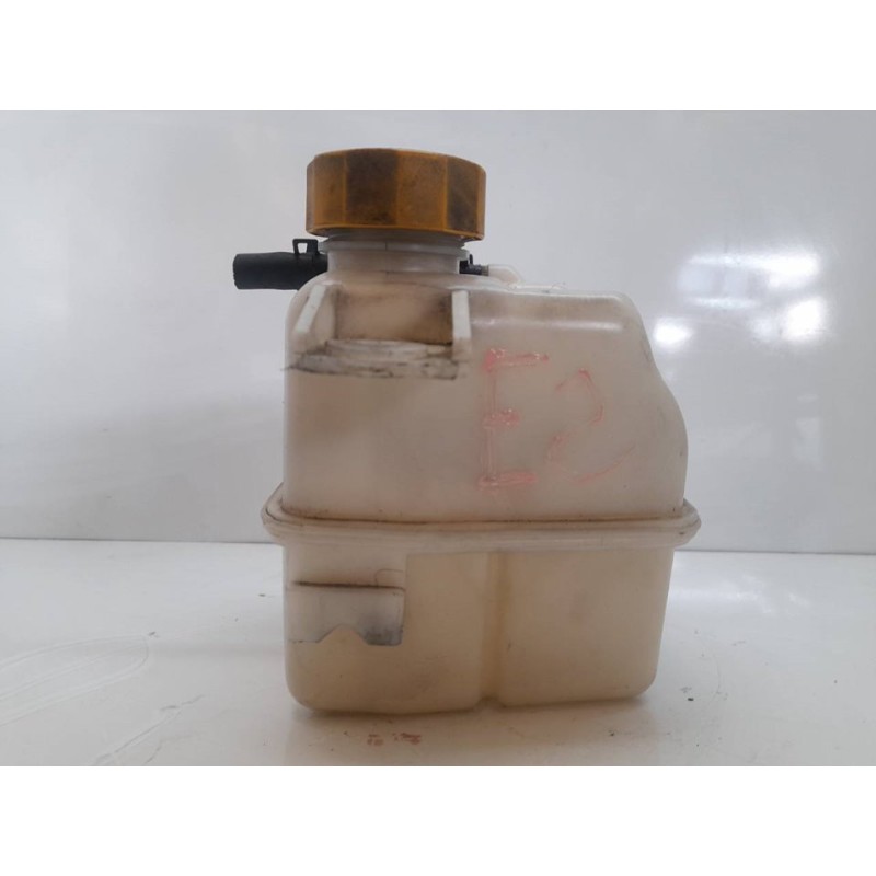 Recambio de deposito expansion para chevrolet captiva 2.0 vcdi ltx sport referencia OEM IAM 96837836 - Negro 5