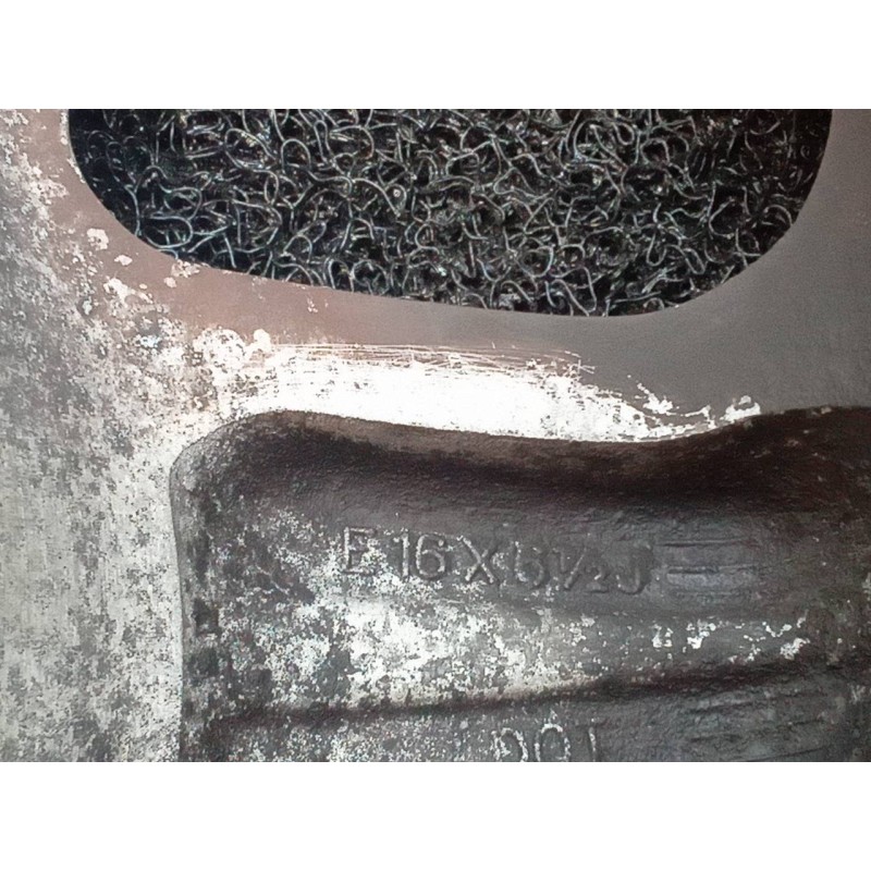 Recambio de llanta para kia carnival 2.9 crdi vgt ex referencia OEM IAM 16X65J 52910 2
