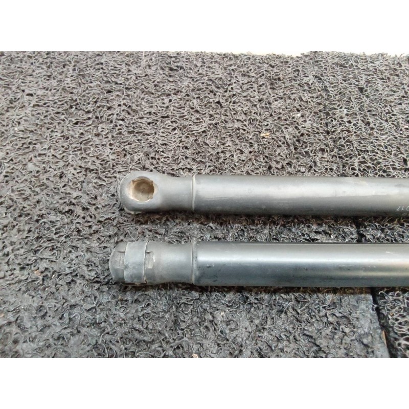 Recambio de amortiguadores maletero / porton para ford transit connect (tc7) furg. referencia OEM IAM - Blanco 2