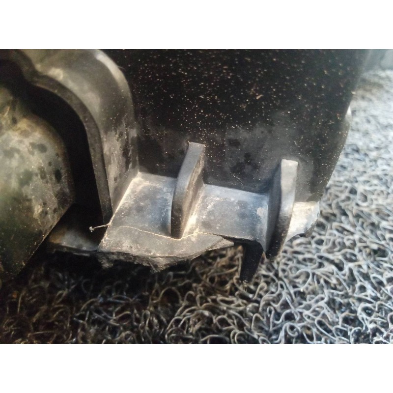 Recambio de faro izquierdo para kia carnival 2.9 crdi vgt ex referencia OEM IAM 4