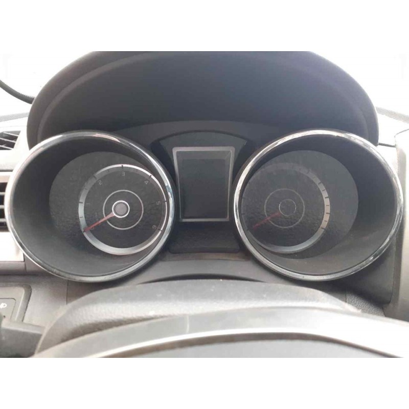 Recambio de cuadro instrumentos para ssangyong tivoli limited 4x2 referencia OEM IAM   
