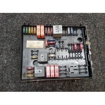 CAJA RELES / FUSIBLES 1K0937124H 
