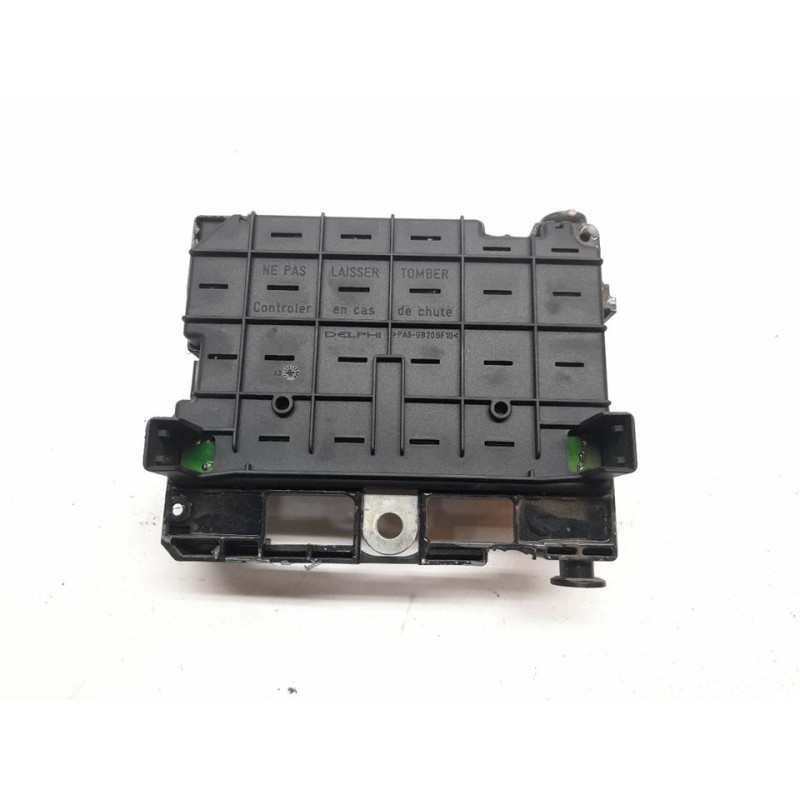 Recambio de caja reles / fusibles para peugeot 206 berlina x-line refri referencia OEM IAM 966405280 - Blanco 3