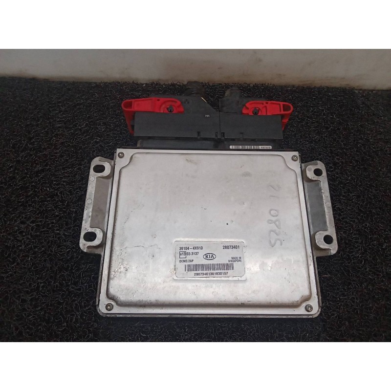 Recambio de centralita motor uce para kia carnival 2.9 crdi vgt ex referencia OEM IAM 391044X910 28073401 DELPHI 2