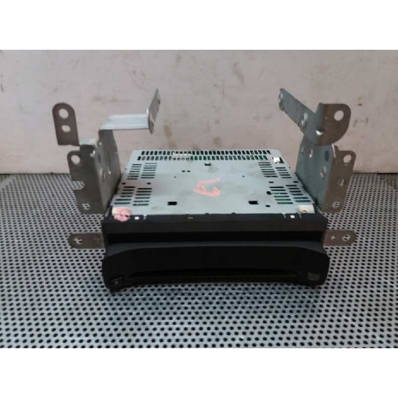 Recambio de cargador cd para nissan primera berlina (p12) tekna referencia OEM IAM   
