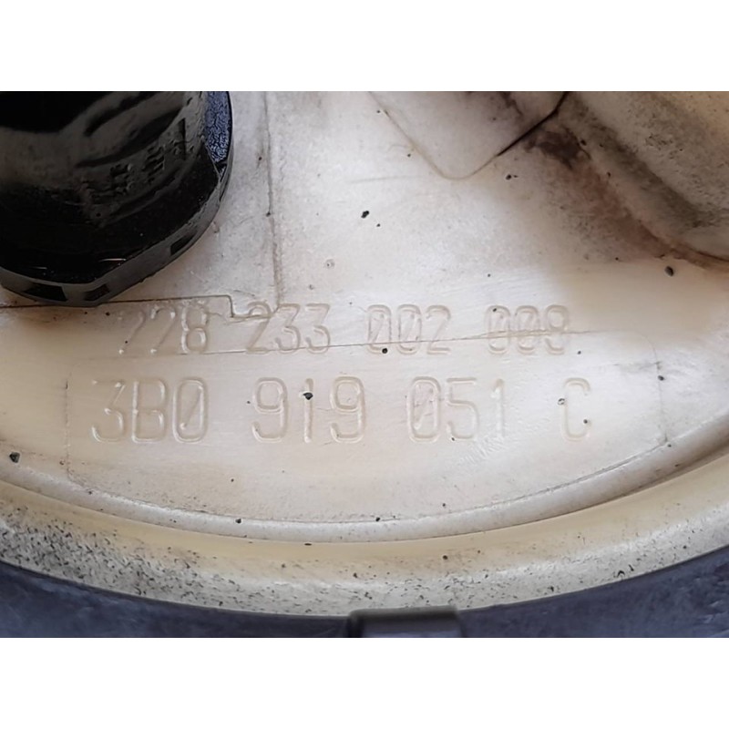 Recambio de aforador para volkswagen passat berlina (3b3) highline referencia OEM IAM 228233002009  VDO - Verde 2