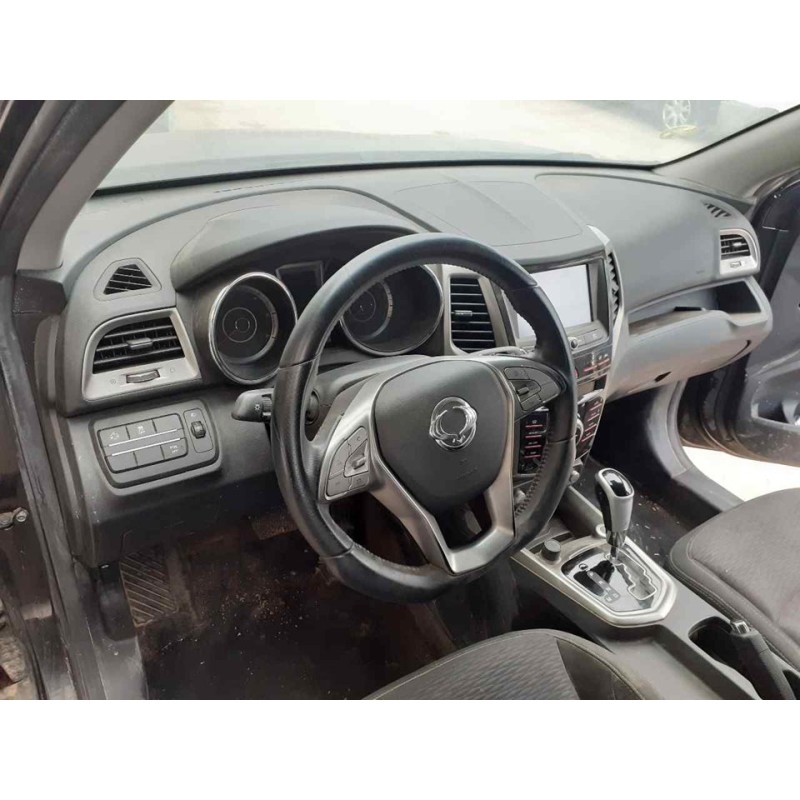 Recambio de kit airbag para ssangyong tivoli limited 4x2 referencia OEM IAM   