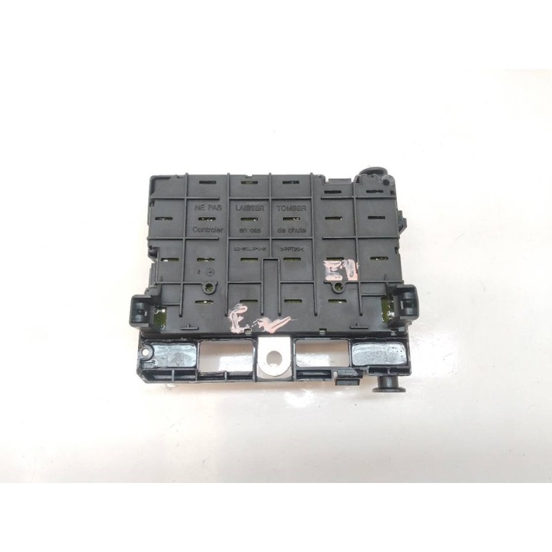 Recambio de caja reles / fusibles para peugeot 206 berlina xs-line referencia OEM IAM 9657608780 - Gris 2