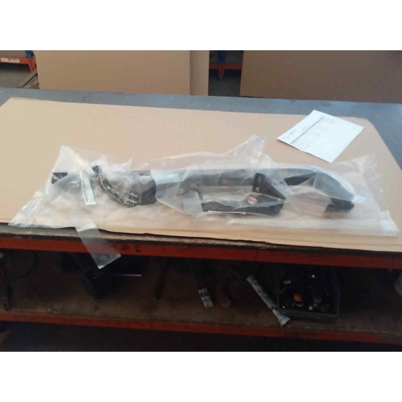 Recambio de soporte / guia puerta corredera para opel vivaro furgón l express referencia OEM IAM 98080758 - Blanco 4