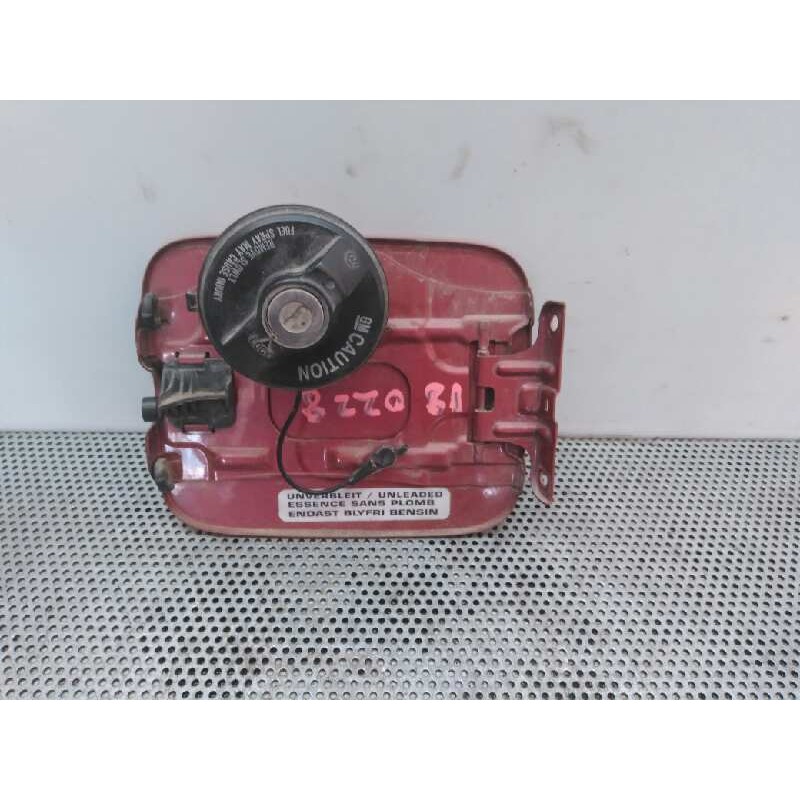 Recambio de tapa exterior combustible para opel agila básico referencia OEM IAM 2