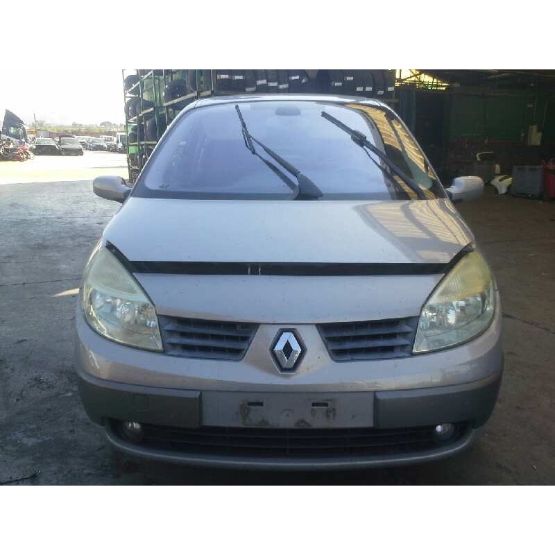 renault scenic ii del año 2004