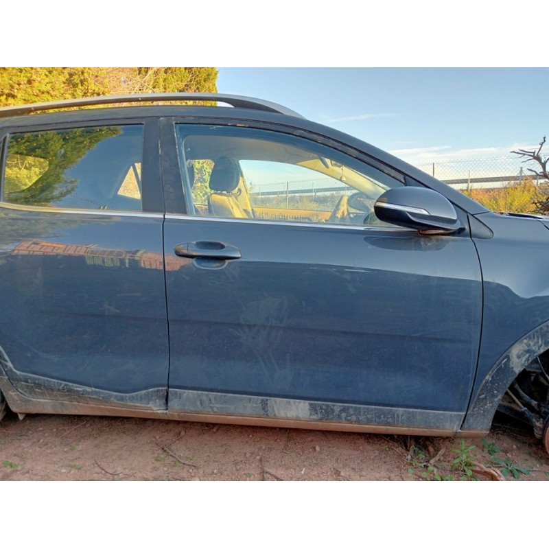 Recambio de puerta delantera derecha para kia stonic (ybcuv) concept referencia OEM IAM   