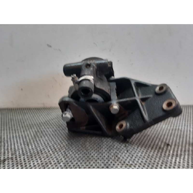 Recambio de bomba direccion para renault trafic (desde 5.89) referencia OEM IAM 6006003645 127323 26038257 4