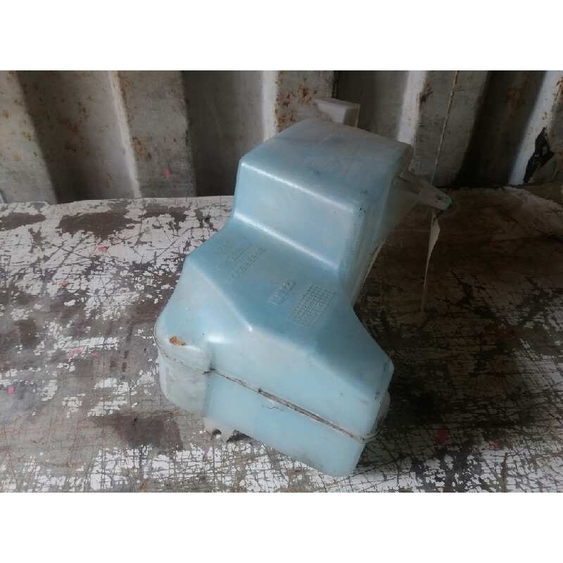 Recambio de deposito limpia para iveco daily caja abierta / volquete 2.8 diesel cat referencia OEM IAM - Blanco 3