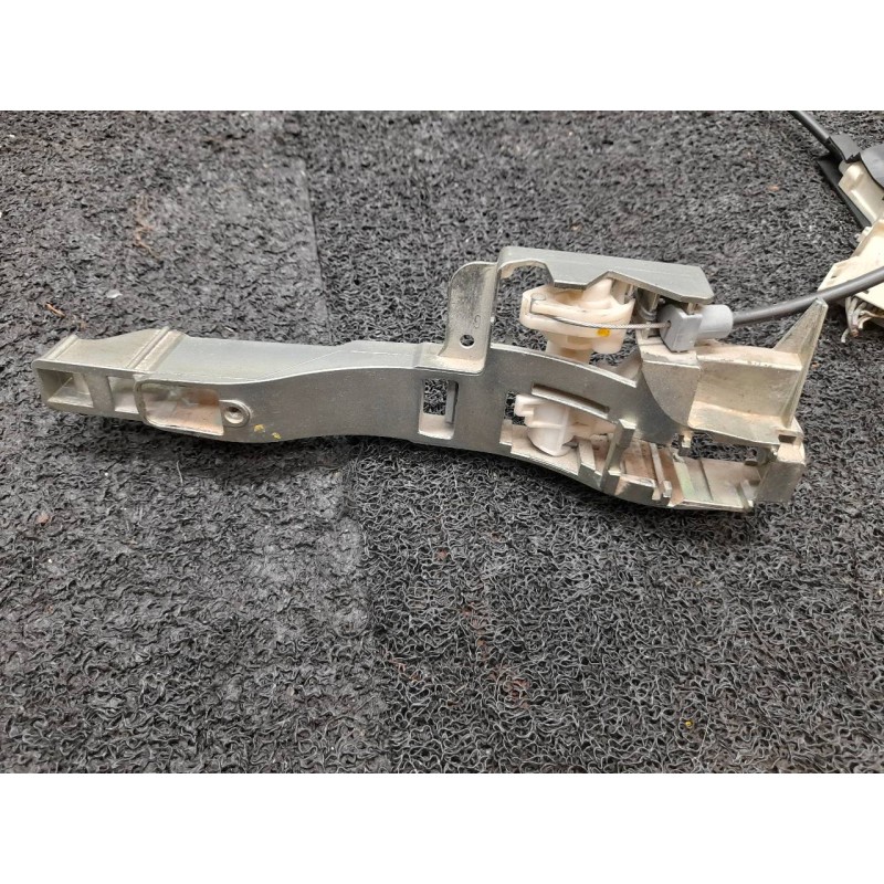 Recambio de cerradura puerta trasera izquierda para peugeot 407 sw st confort referencia OEM IAM 9681337380 - Negro 7