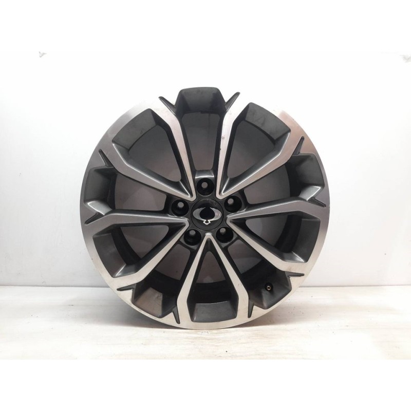 Recambio de llanta para ssangyong tivoli limited 4x2 referencia OEM IAM 4173035250  