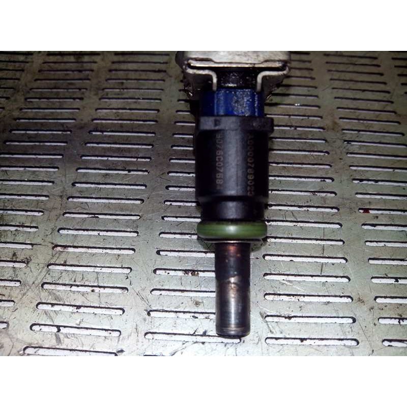 Recambio de inyector para mercedes-benz clase a (w169) a 150 a-edition referencia OEM IAM A0000789023 8776C07685 