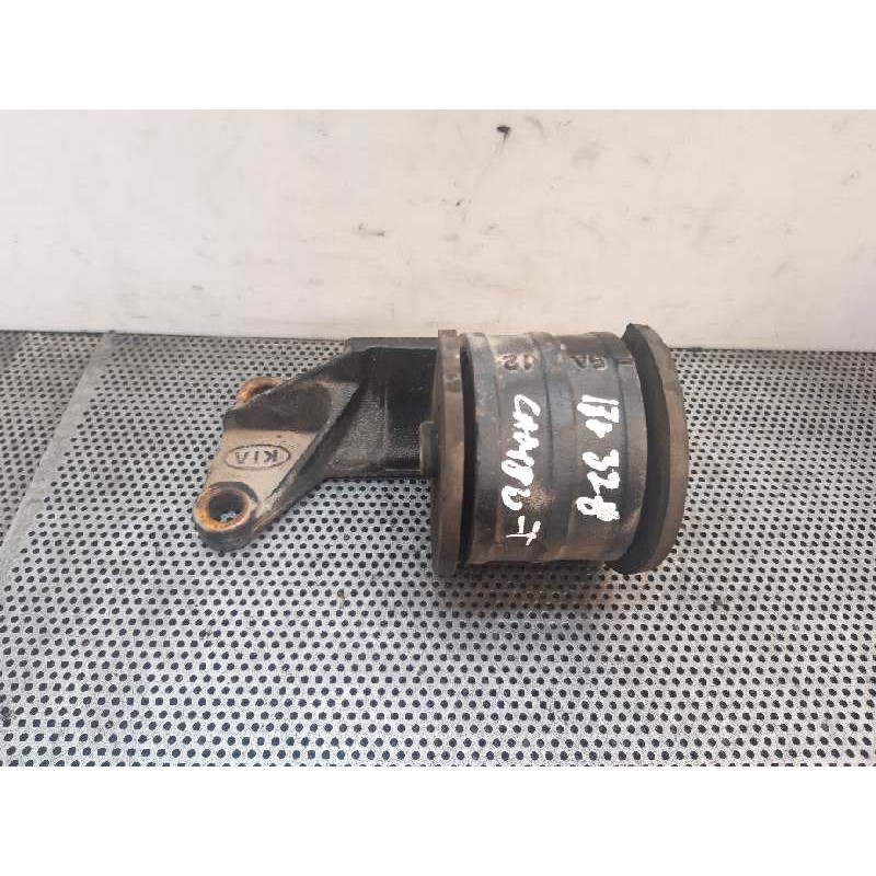 Recambio de soporte cambio para kia carens 2.0 crdi lx monovolumen referencia OEM IAM K2KB3907016  