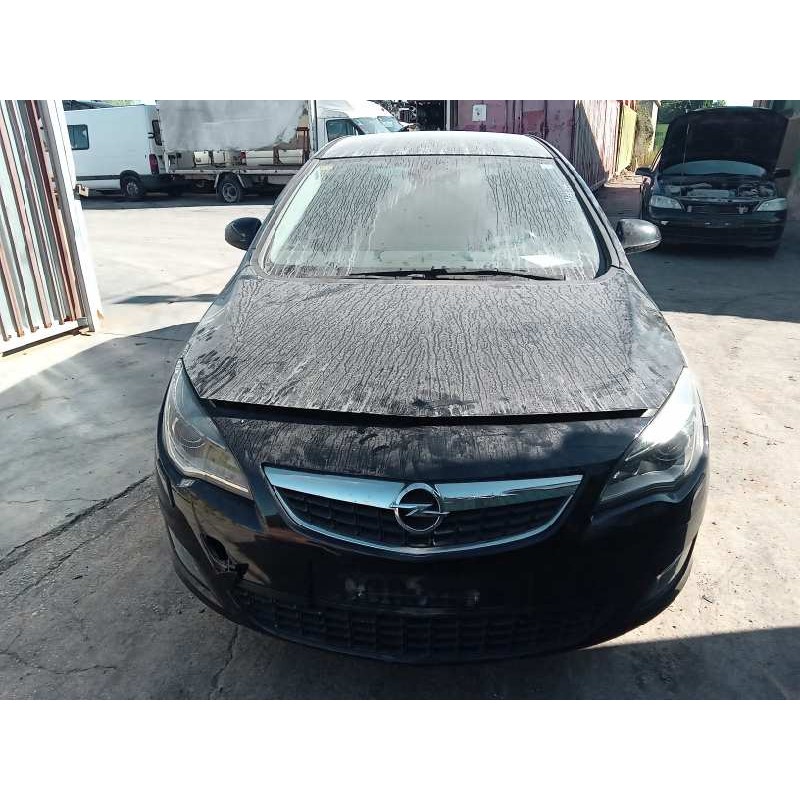 opel astra j lim. del año 2010