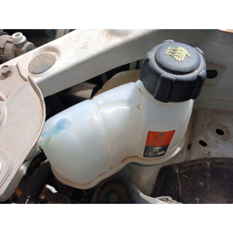 Recambio de deposito expansion para nissan qashqai ii (j11, j11_) 1.3 dig-t referencia OEM IAM - Blanco 2