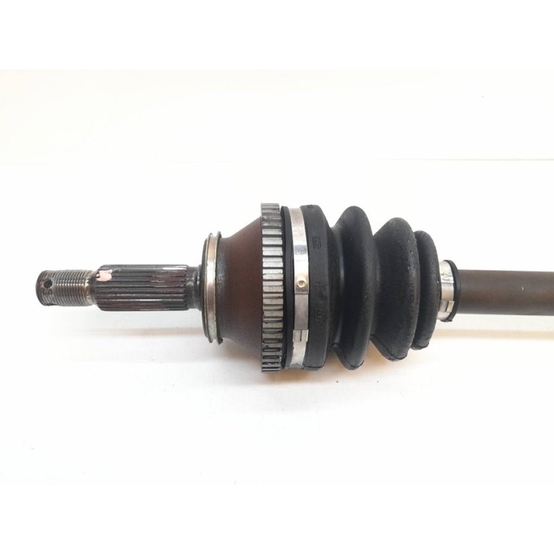 Recambio de transmision trasera izquierda para hyundai santa fe (sm) 2.7 gls full 4x4 referencia OEM IAM 4960026211 4