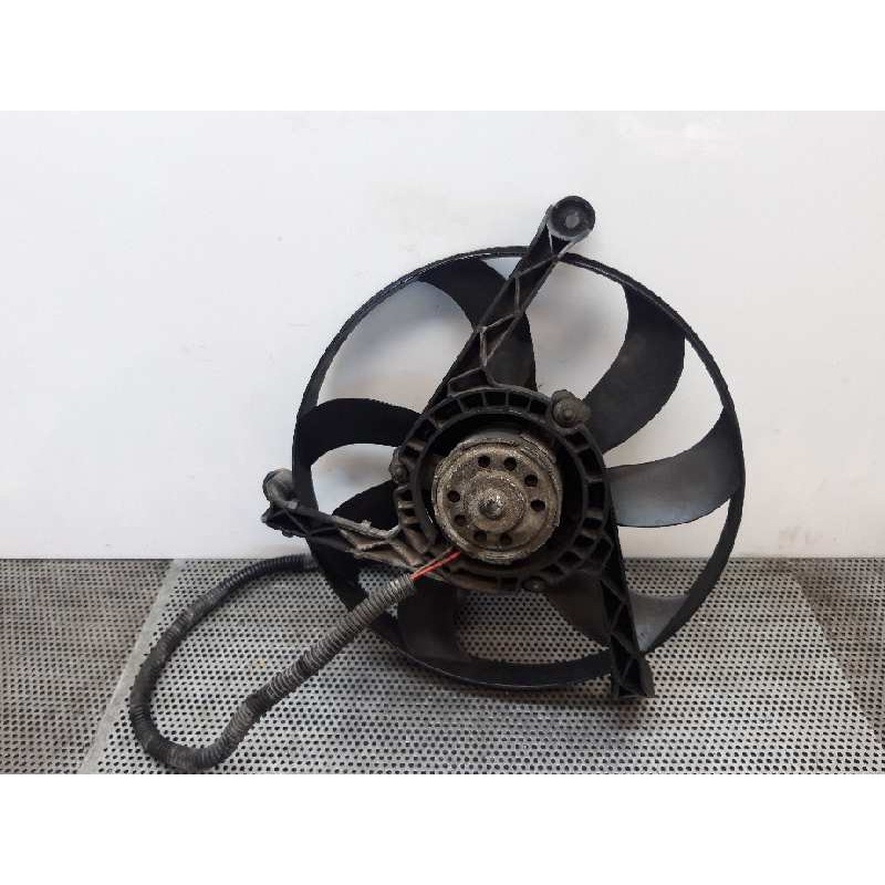 Recambio de electroventilador radiador aire acondicionado para volkswagen golf iv berlina (1j1) highline referencia OEM IAM - Gris 2