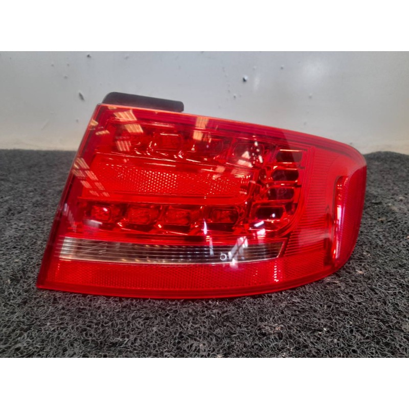 Recambio de piloto trasero derecho para audi a4 ber. (b8) e referencia OEM IAM 8K5945096B  HELLA