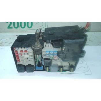 CAJA RELES / FUSIBLES 3M5T14A067BB 3M5T14K733HJ 