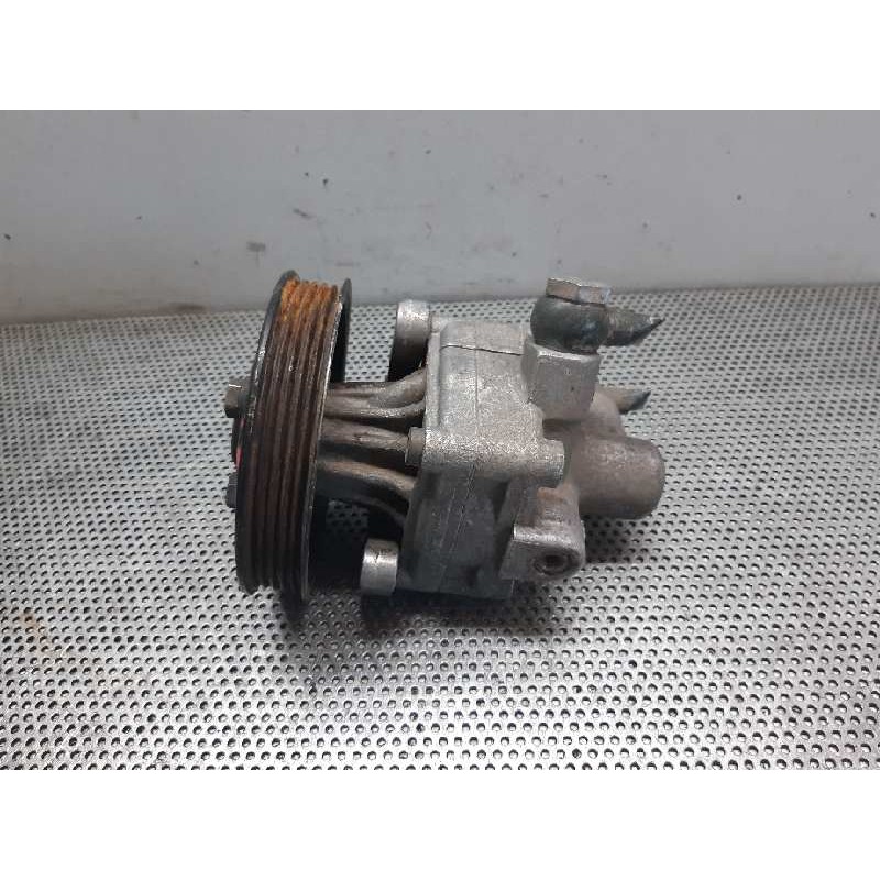 Recambio de bomba direccion para opel omega b 2.5 turbodiesel (x 25 td / u 25 td / l93) referencia OEM IAM 7681955261 2245840 BM