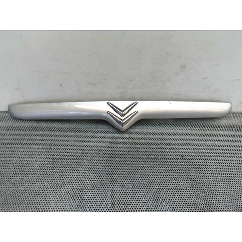 Recambio de molduras traseras para citroën xsara berlina 2.0 hdi tonic (66kw) referencia OEM IAM   